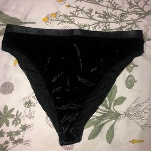 Velvet high wasted underwear